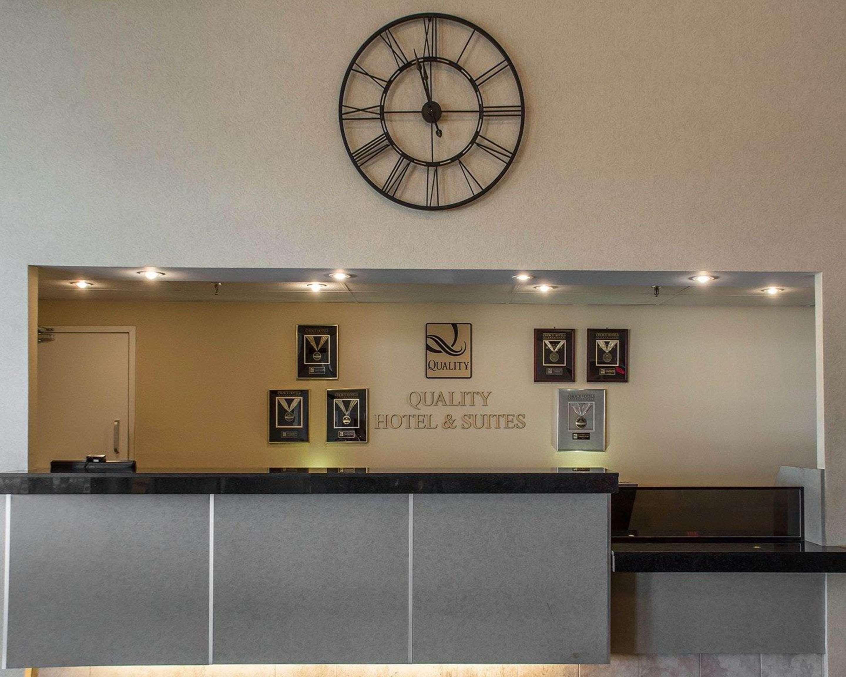 Quality Hotel & Suites Woodstock Exterior foto